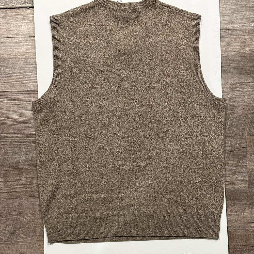 Geoffrey Beene Tan V-Neck Argyle Sweater Vest Size Medium - Picture 4 of 4